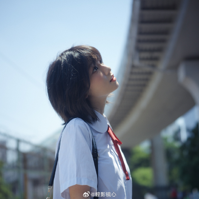 AI吃瓜网-短剧首发·镜头衔接封面